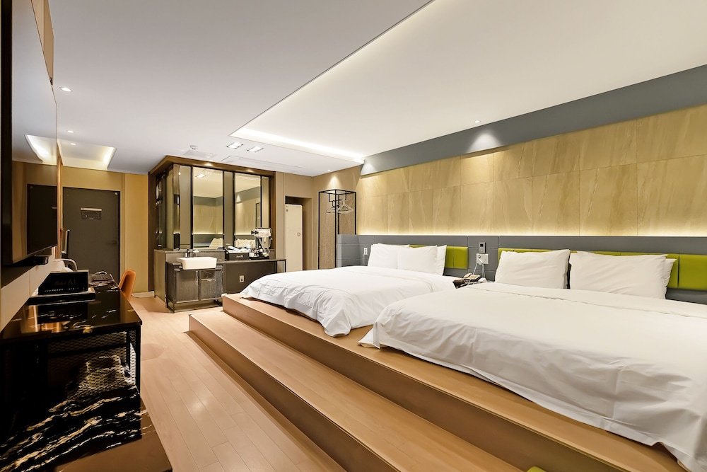 A1 Hotel Haedo 26/69