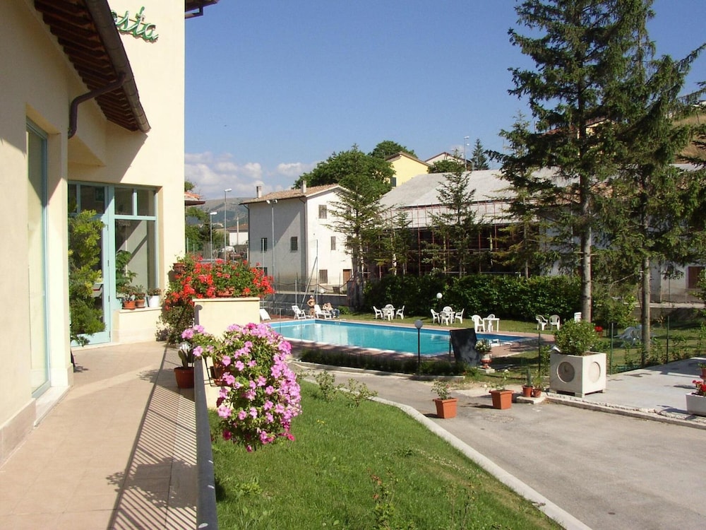 Lieta Sosta 33/33
