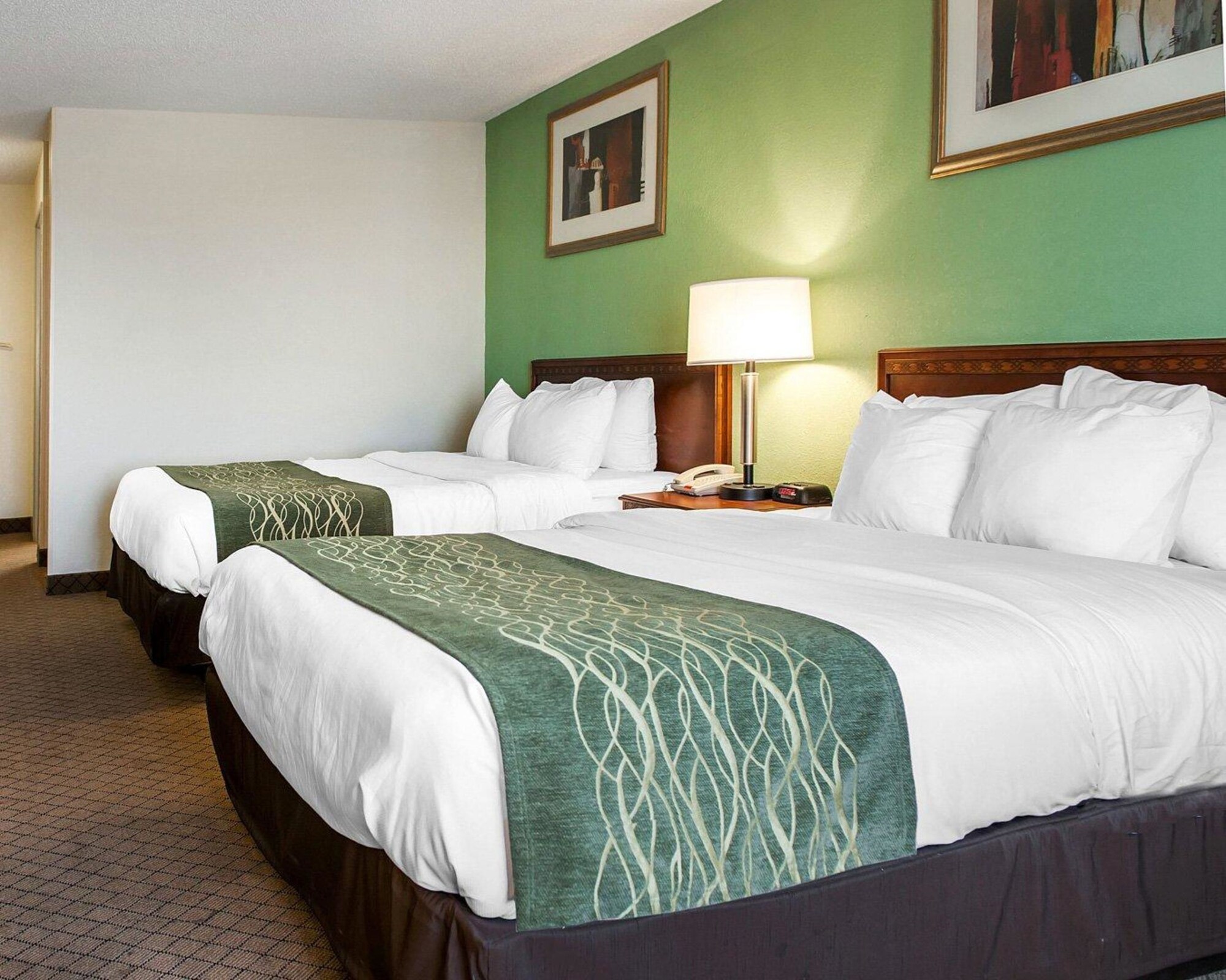غرفة بسريرين كوين لذوي الإعاقة، Comfort Inn Goshen, IN 5/6