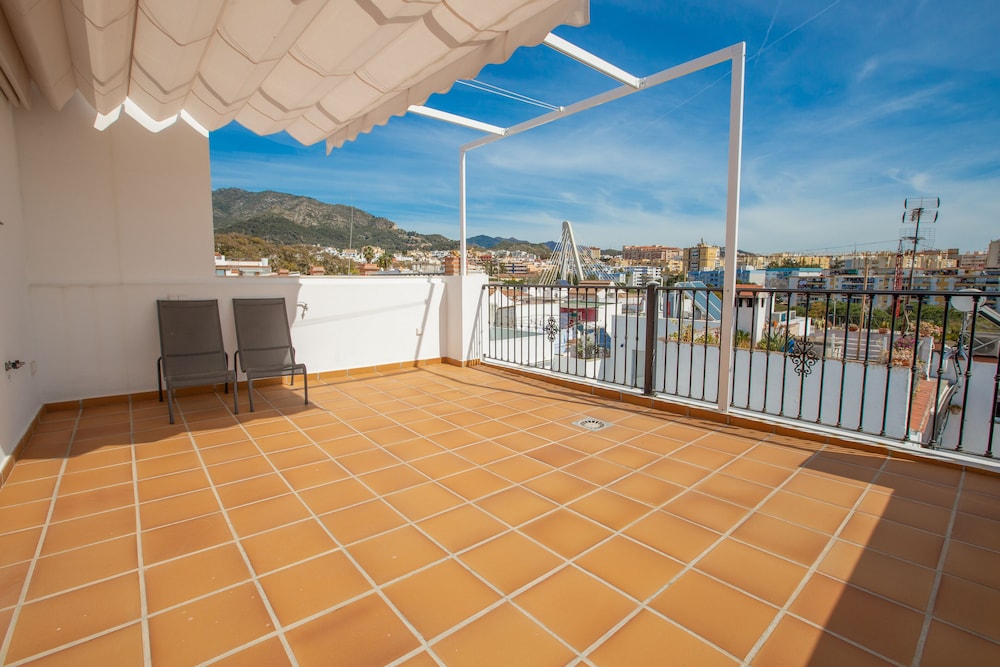 Hostal Apartamentos El Gallo 15/23