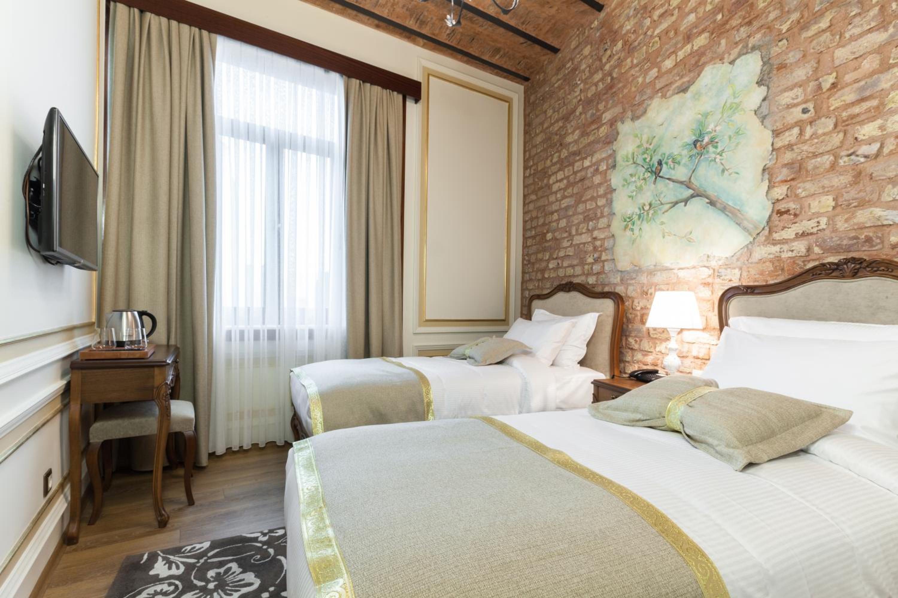 Superior, Double or Twin Bed, Street View