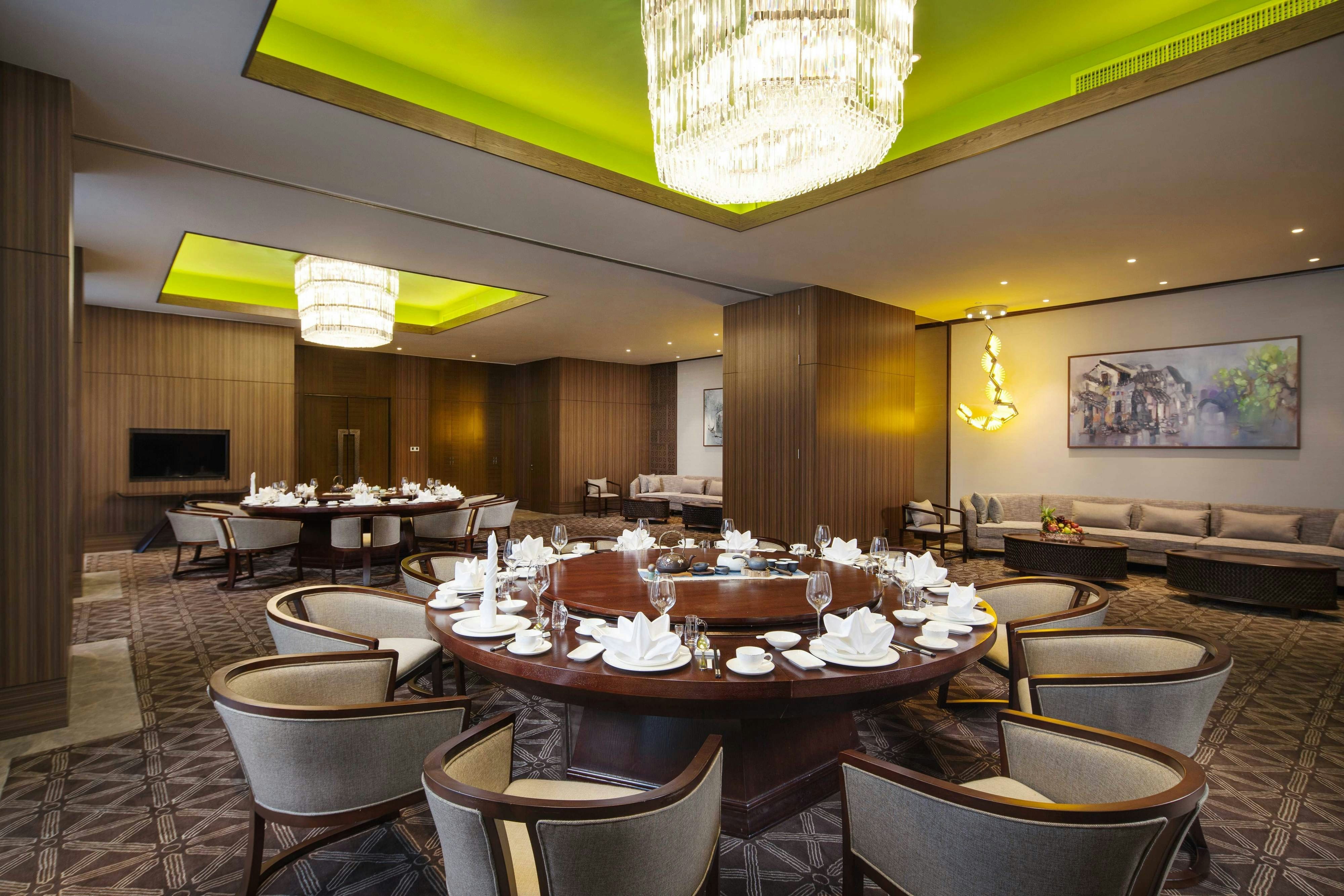 Four Points By Sheraton Hefei Baohe 22/25