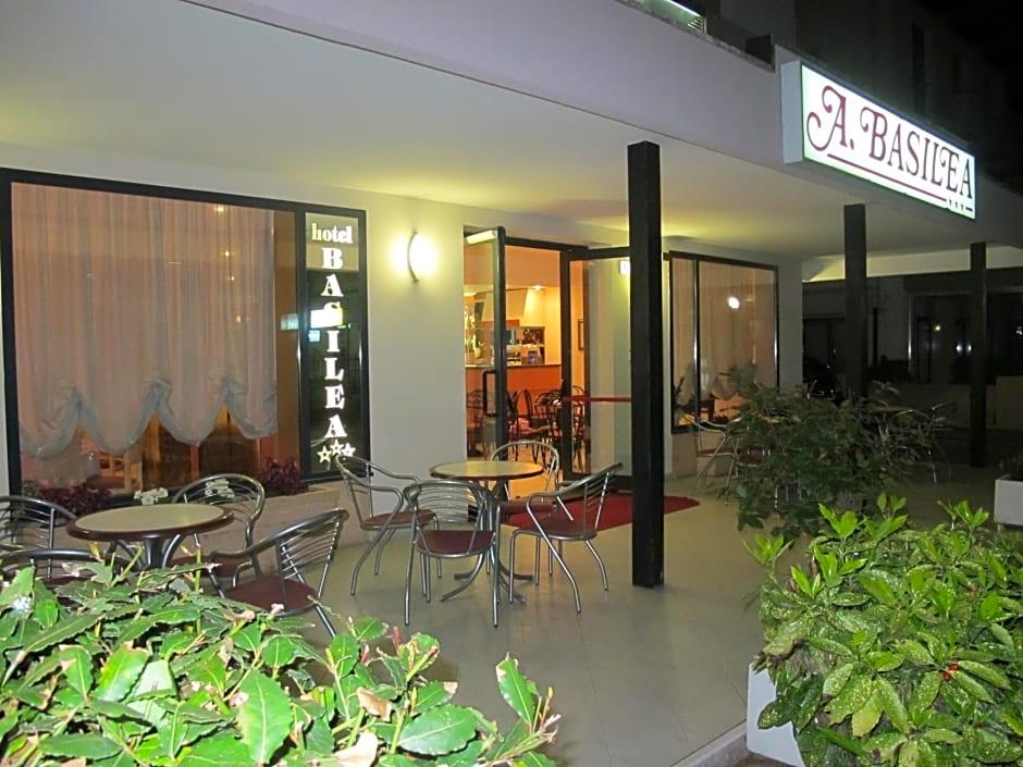 Hotel Basilea 7/42