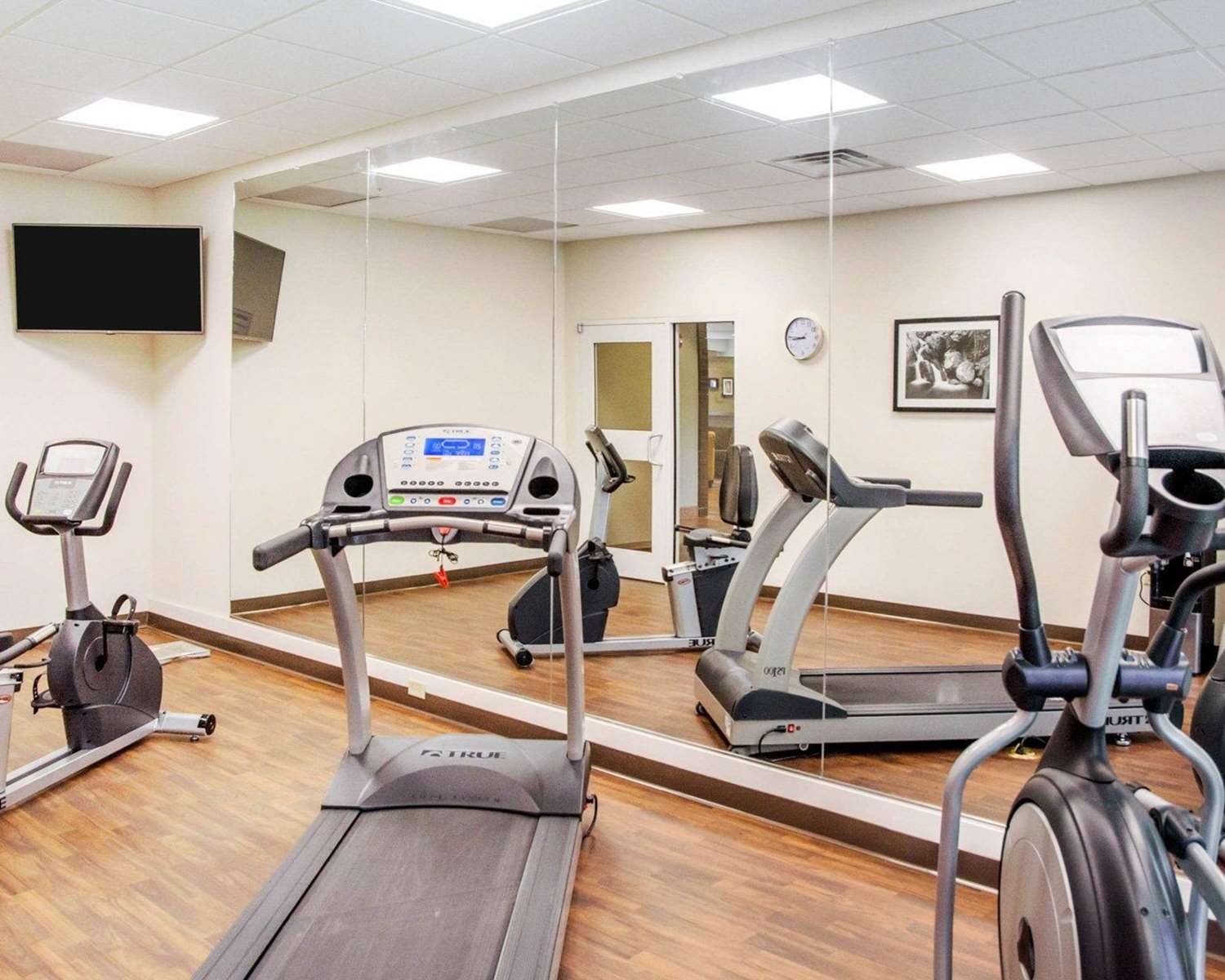 Sleep Inn & Suites Parkersburg - Marietta 20/28