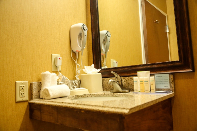 Hampton Inn & Suites McComb 49/49