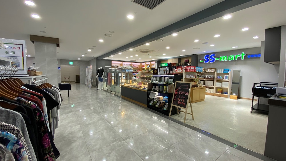 SUANBO SANGNOK Hotel 24/27