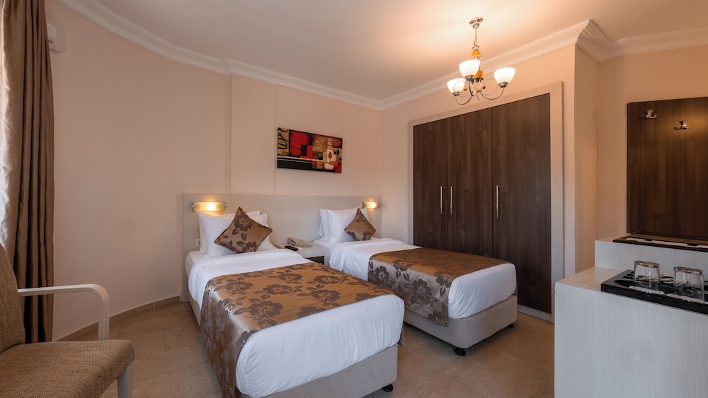 Club Paradiso Hotel 14/50