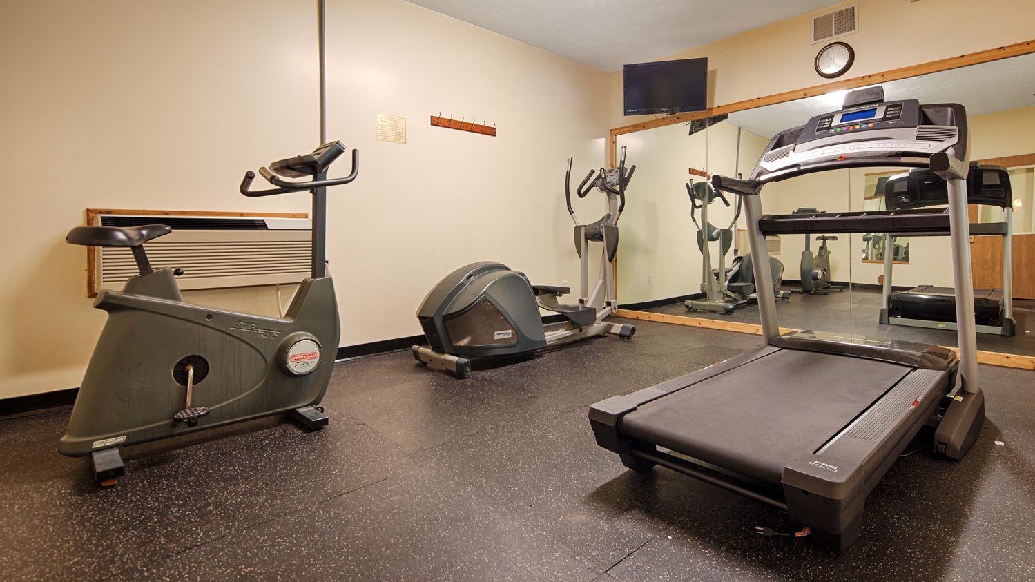 Best Western Plaza Hotel Saugatuck 10/16