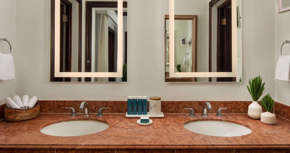 Sandals Royal Plantation - Adults Only 73/76
