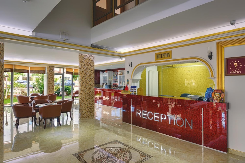 Zel Hotel 11/68