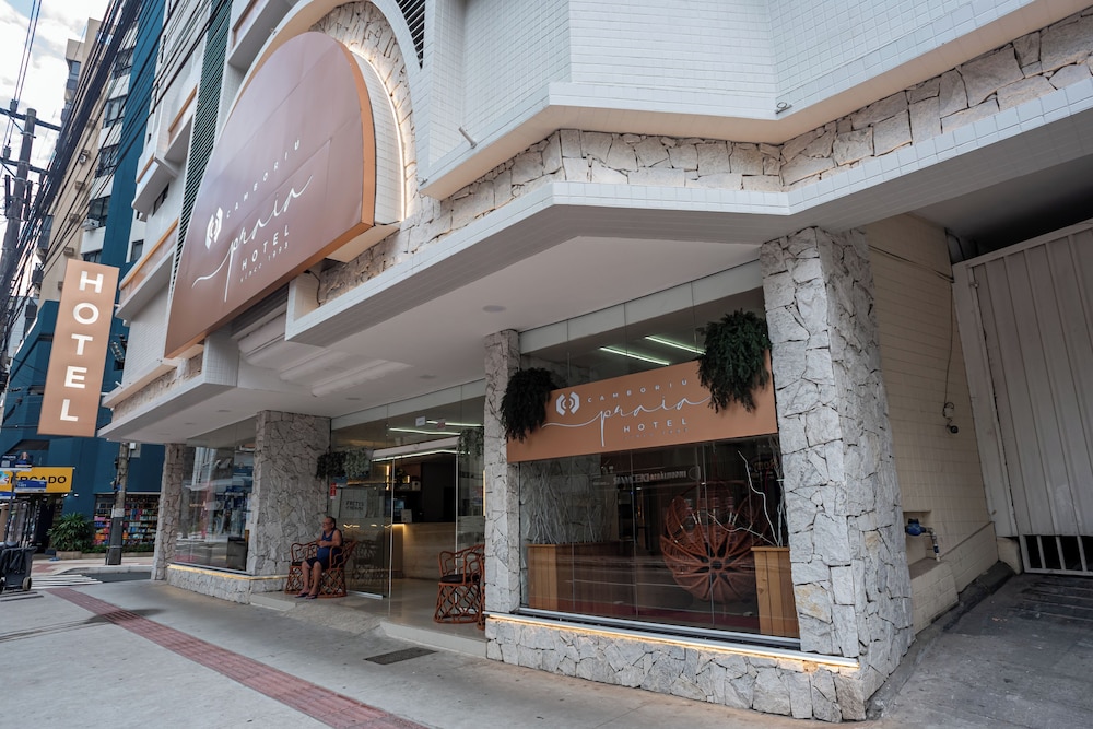 Camboriu Praia Hotel 5/75