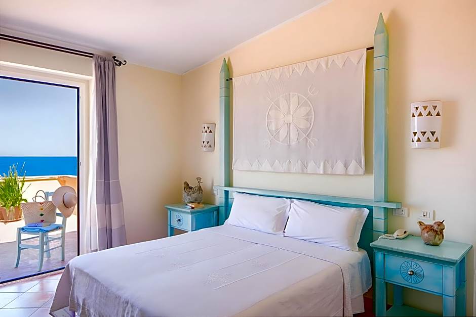 Room, Triple, Sea View