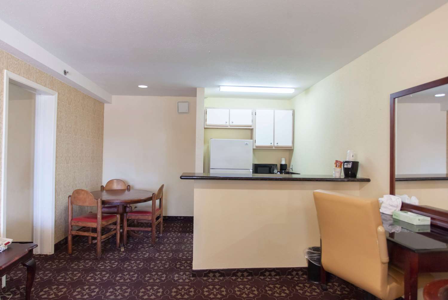 Days Inn By Wyndham Shenandoah 2/52