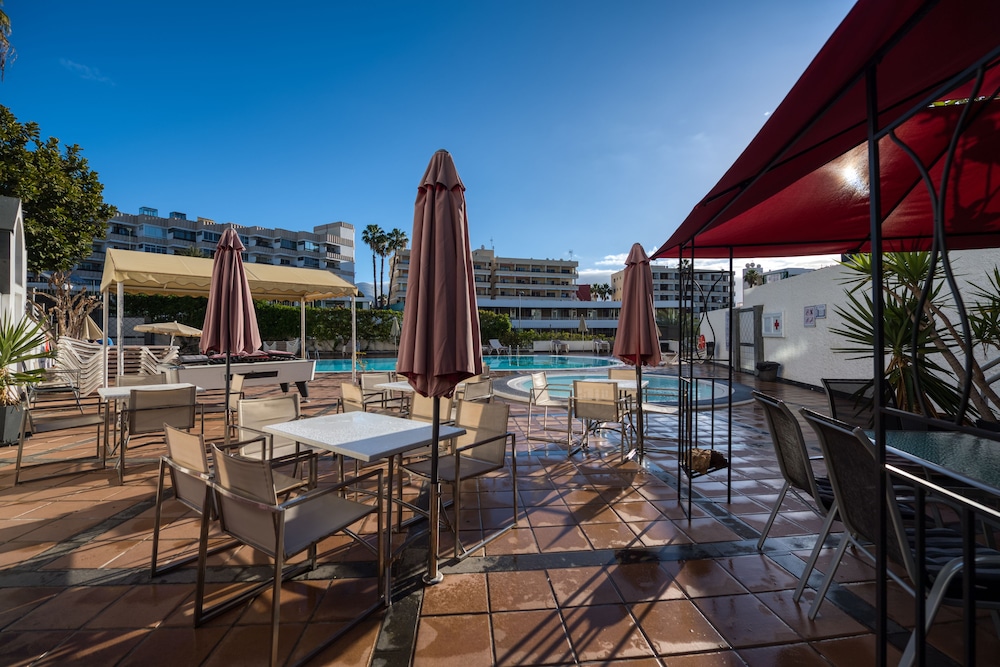 TC Apartamentos Dorotea 62/71