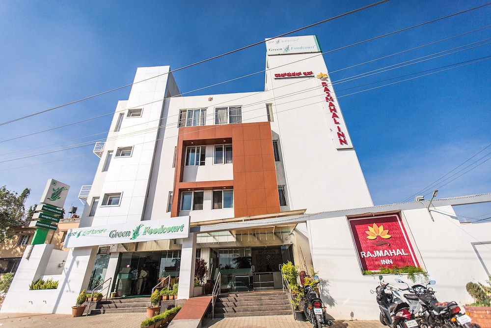 Rajmahal Inn 5/50