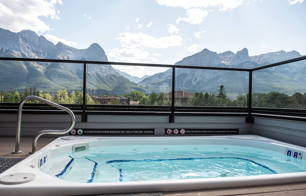 Basecamp Resorts Canmore 28/50