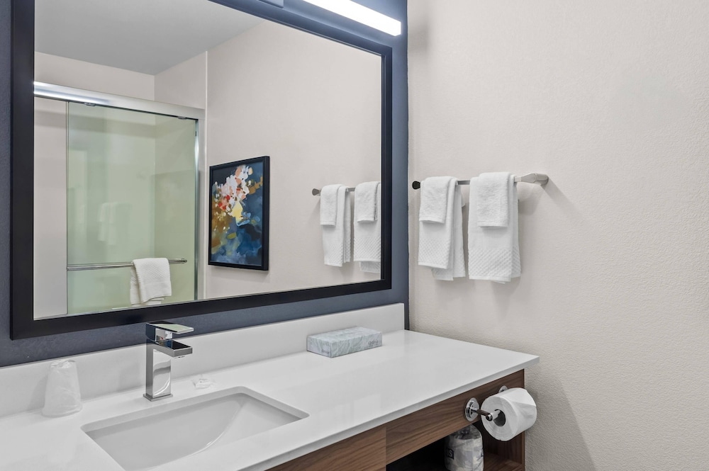 Everhome Suites Bowling Green 45/53