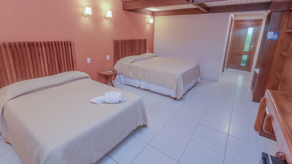 Luxury, Double and Twin Beds