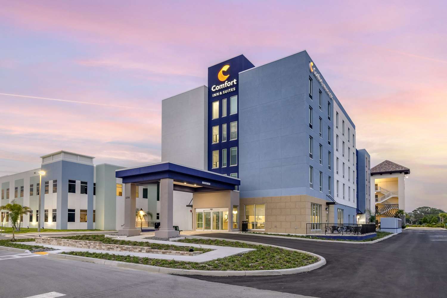 Comfort Inn & Suites New Port Richey Downtown District 5/39