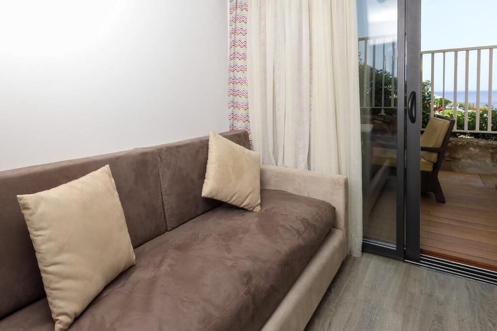 Hotel Saint Christophe Calvi (ex Saint Christophe Corsica) 29/55