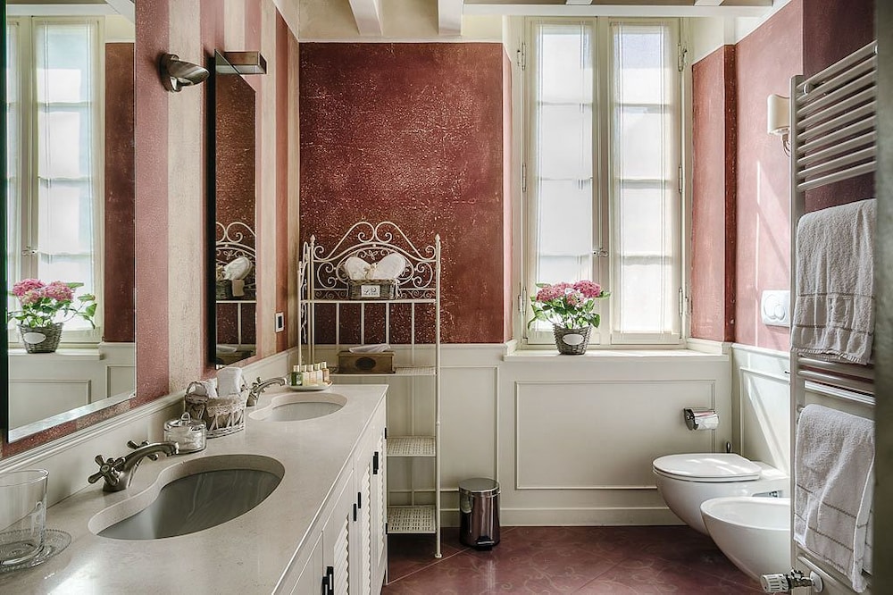 Relais Villa Vittoria 37/43