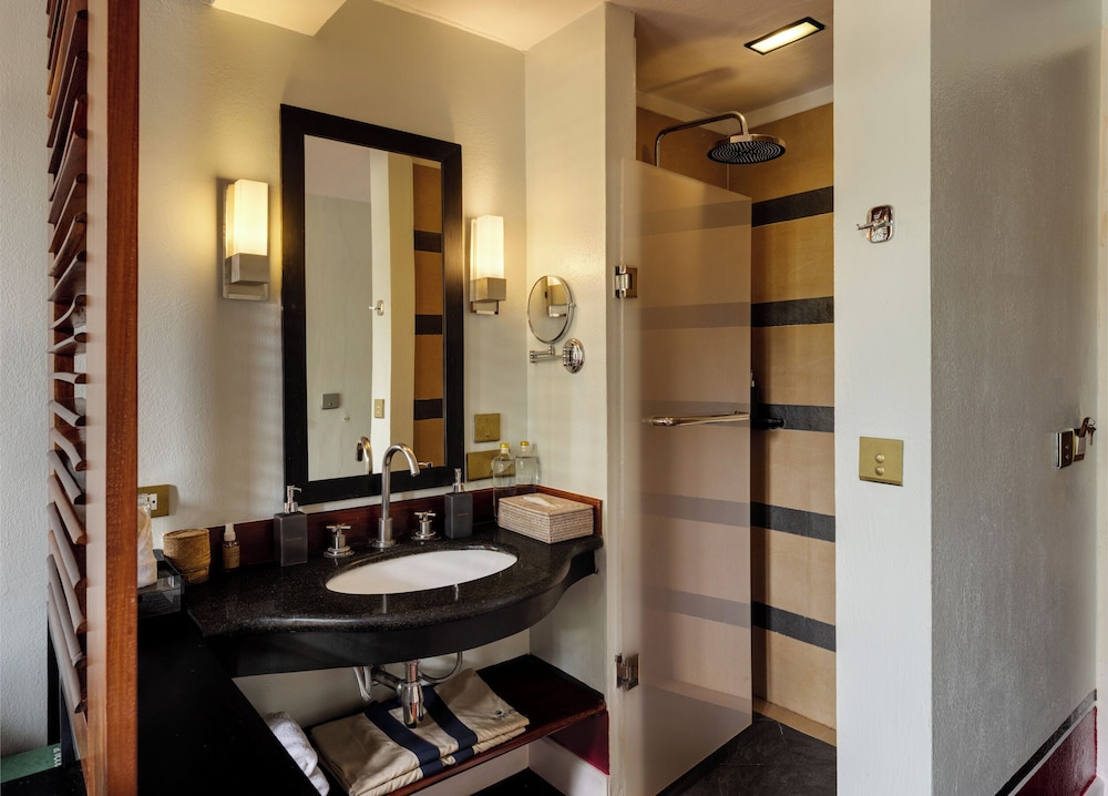 The Belle Rive Boutique Hotel 47/50