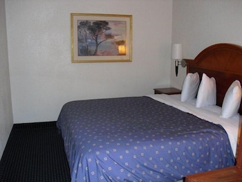 Homegate Studios & Suites San Antonio Medical Center I-10 18/49