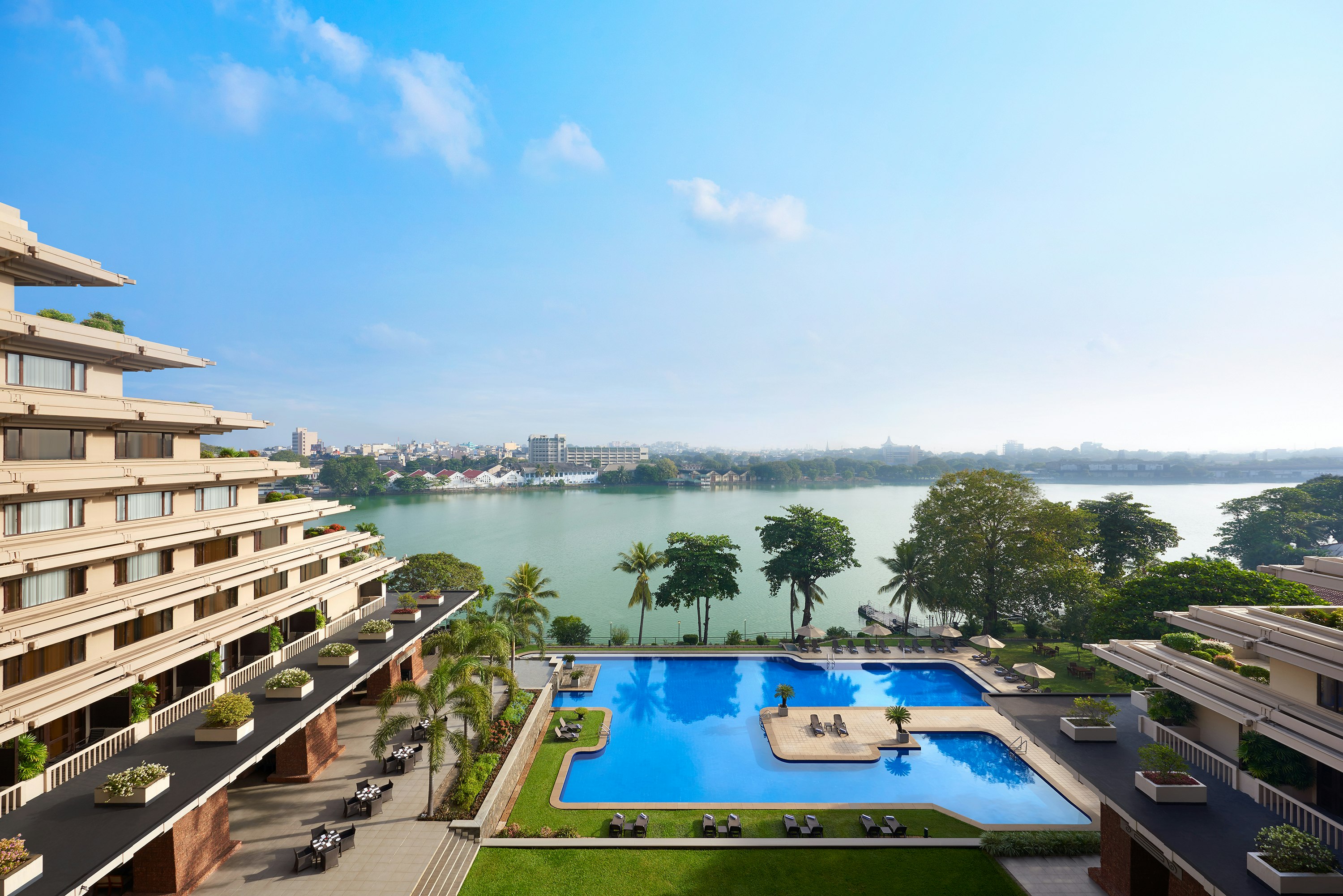 Cinnamon Lakeside Colombo 49/51