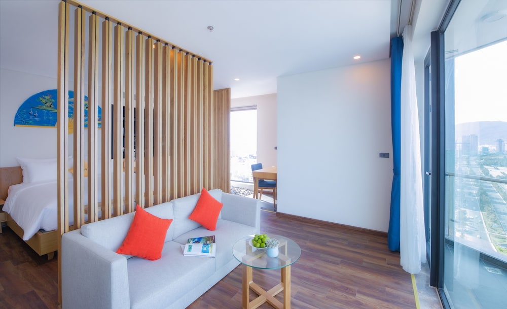 Sala Danang Beach Hotel 53/75