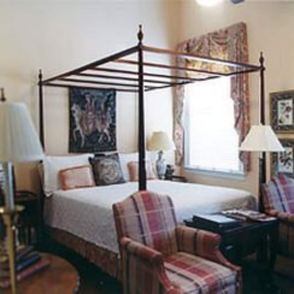 1842 Inn 27/74
