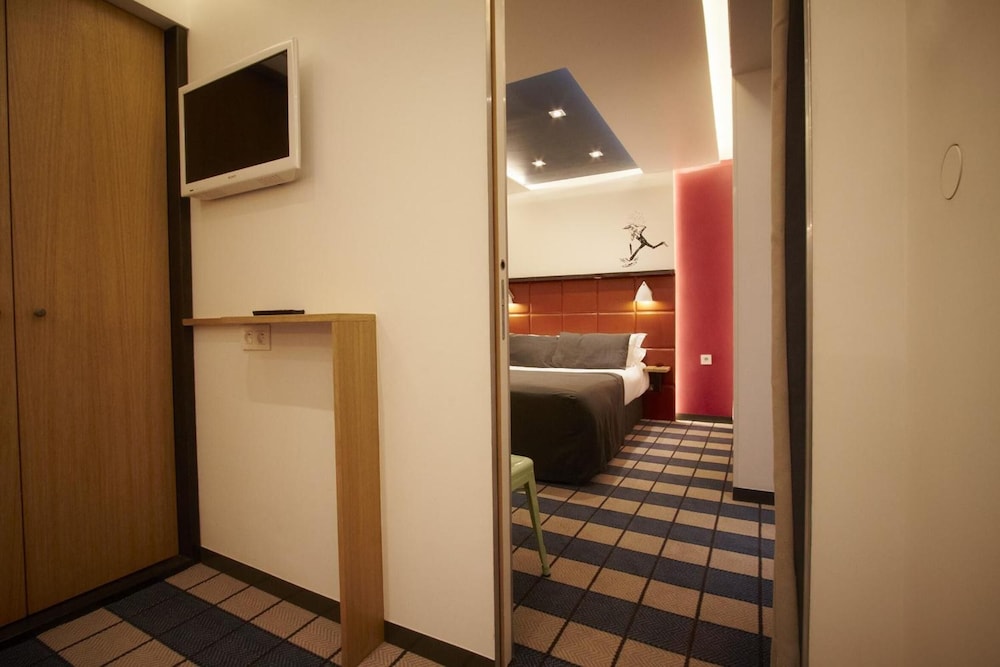 Hotel Aulivia Opera 47/47