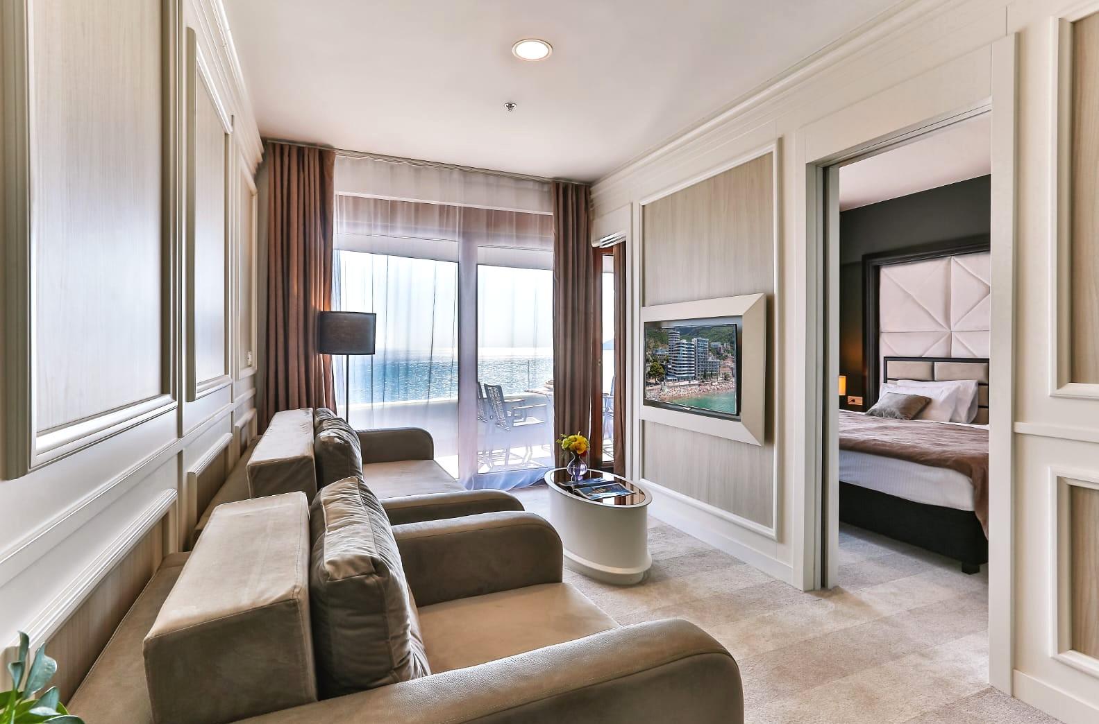 Royalis Suites 25/32