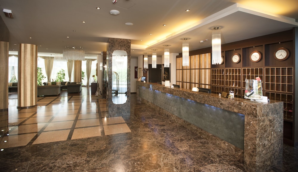 Hotel Calissano 5/50