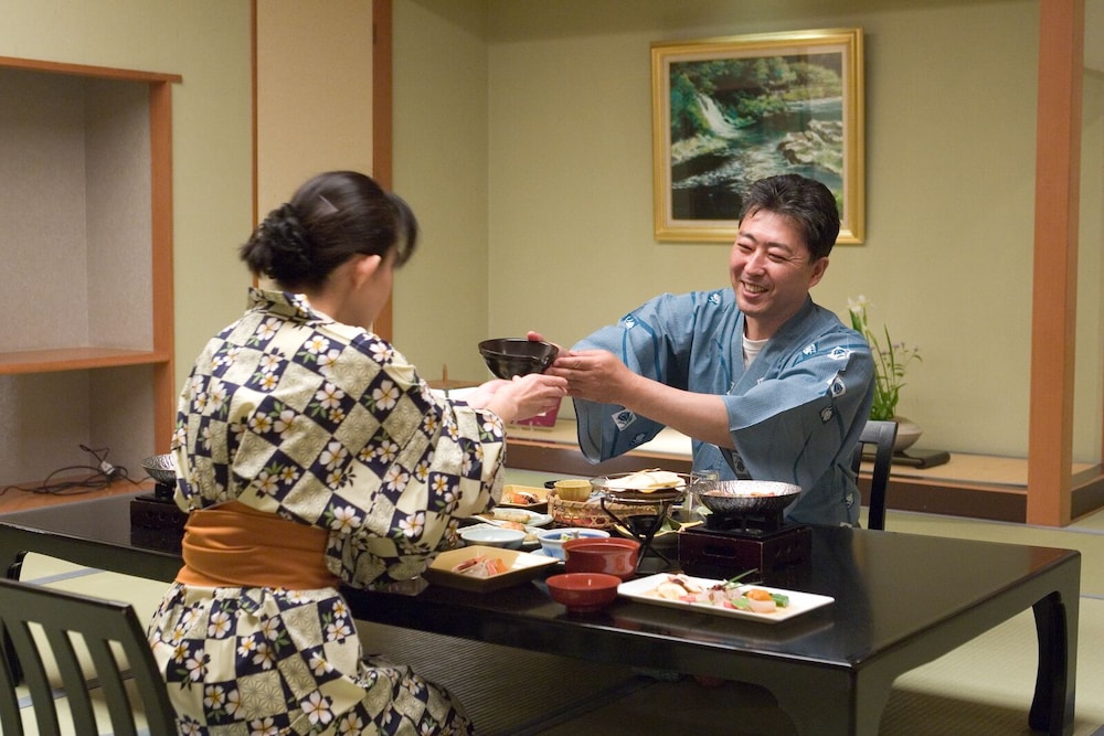 Yumeminoyado Kansyokan (ex Semi Onsen Yumemi no Yado Kanshokan) 8/50