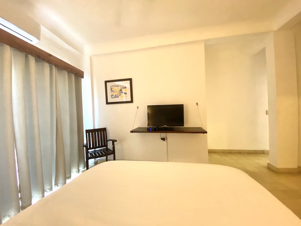 Amaca Hotel Puerto Vallarta 35/76
