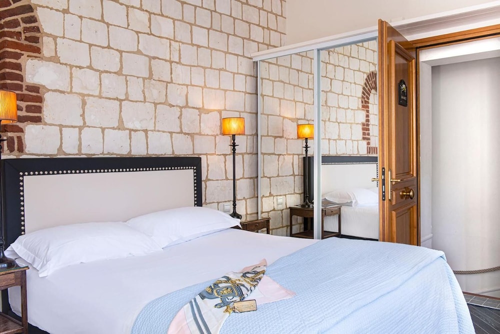 Chateau de Montreuil - Hotel Restaurant - Montreuil sur Mer 9/48