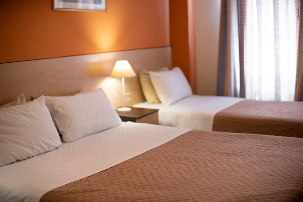 Alexandria Hotel 24/50