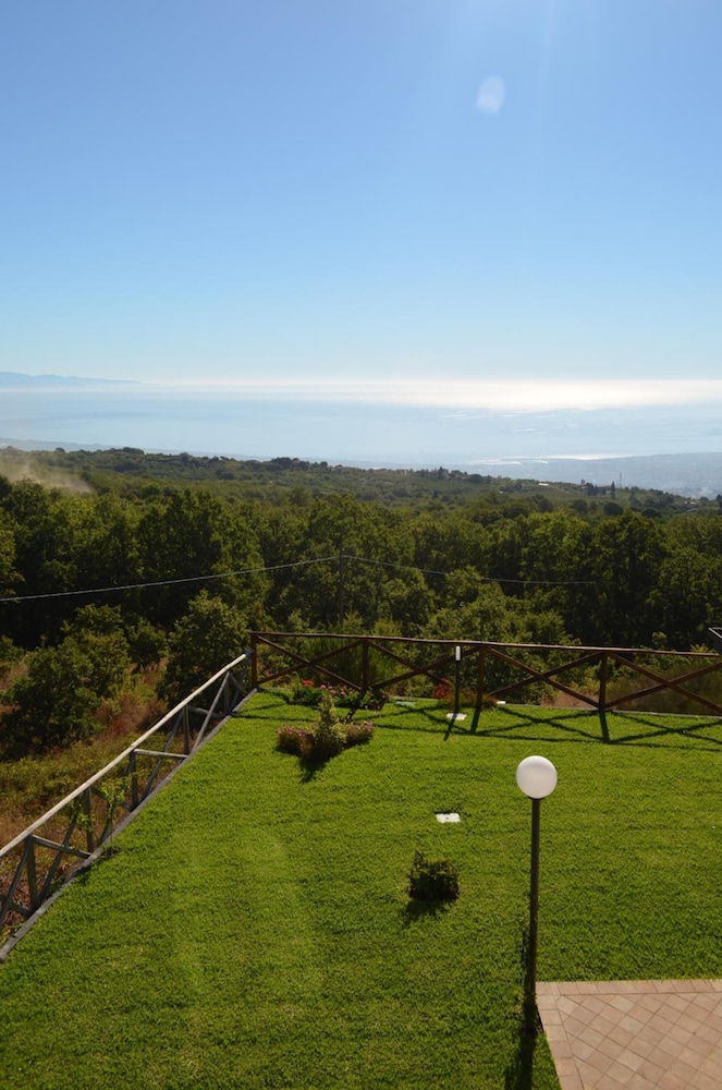 L'infinito Guest House 48/50