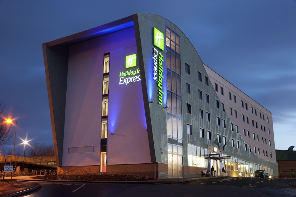 Holiday Inn Express Tamworth 1/58
