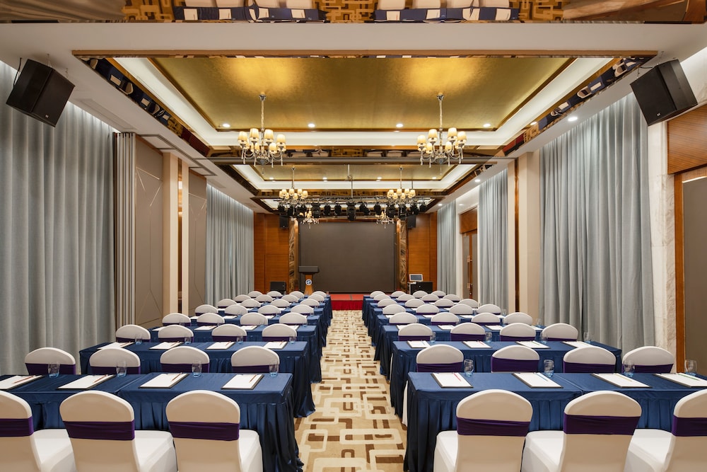 Tian Yi International Hotel 40/50