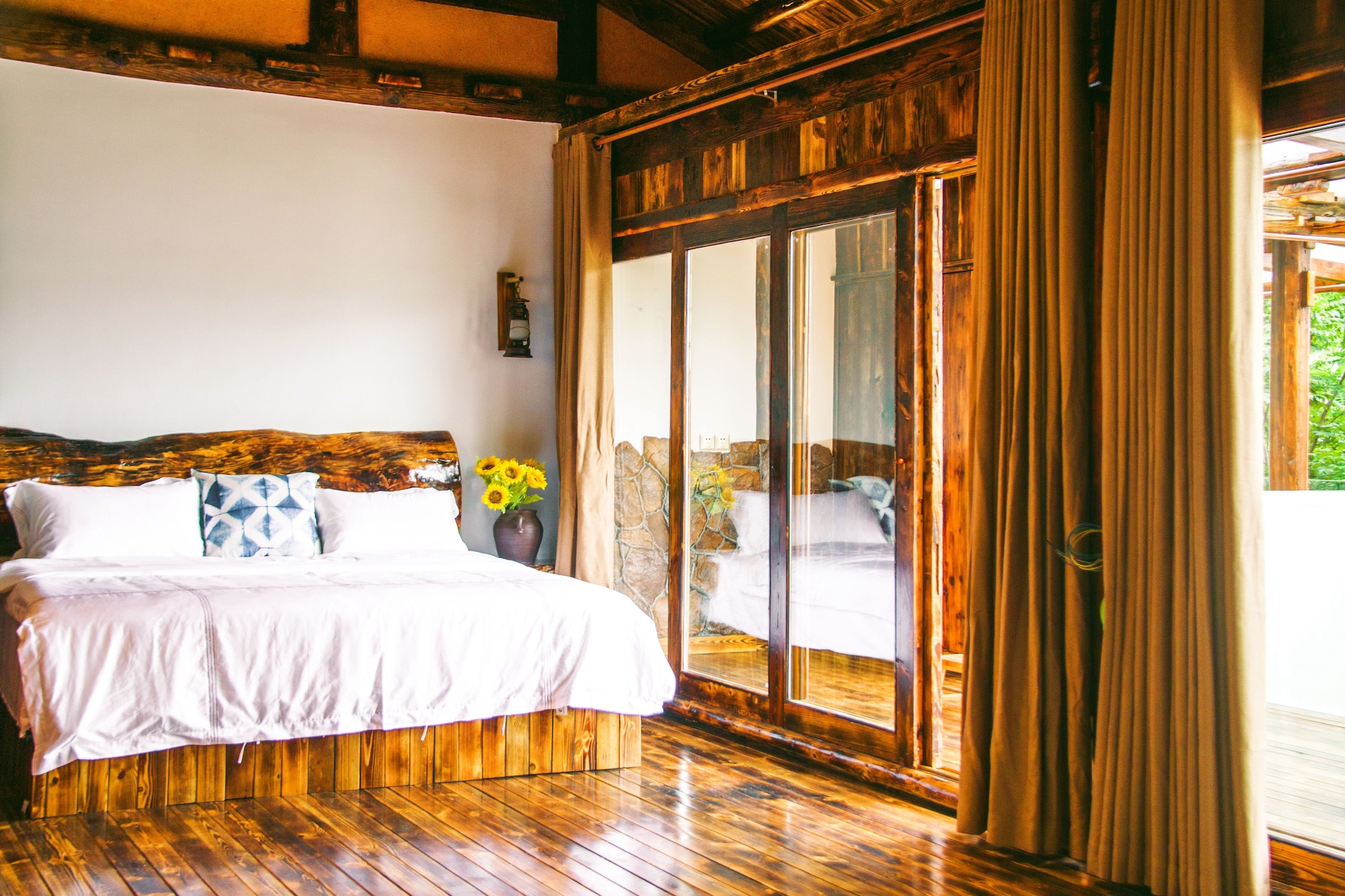 Villa, King Bed, Pool View