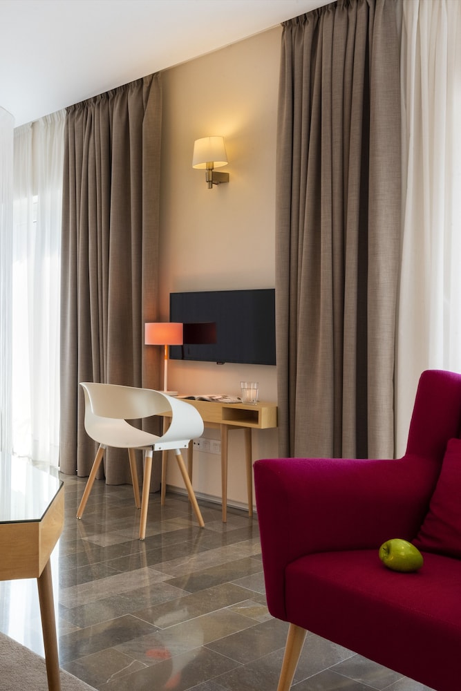 Torre Homenaje Historical Suites 30/50