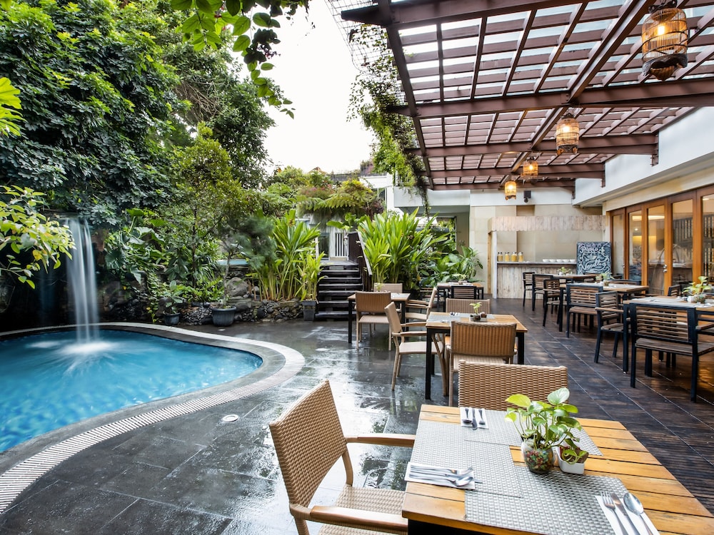 Jambuluwuk Malioboro Hotel Yogyakarta photo3