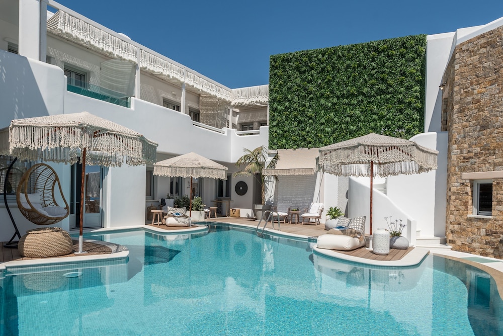 Virtu Suites 10/75