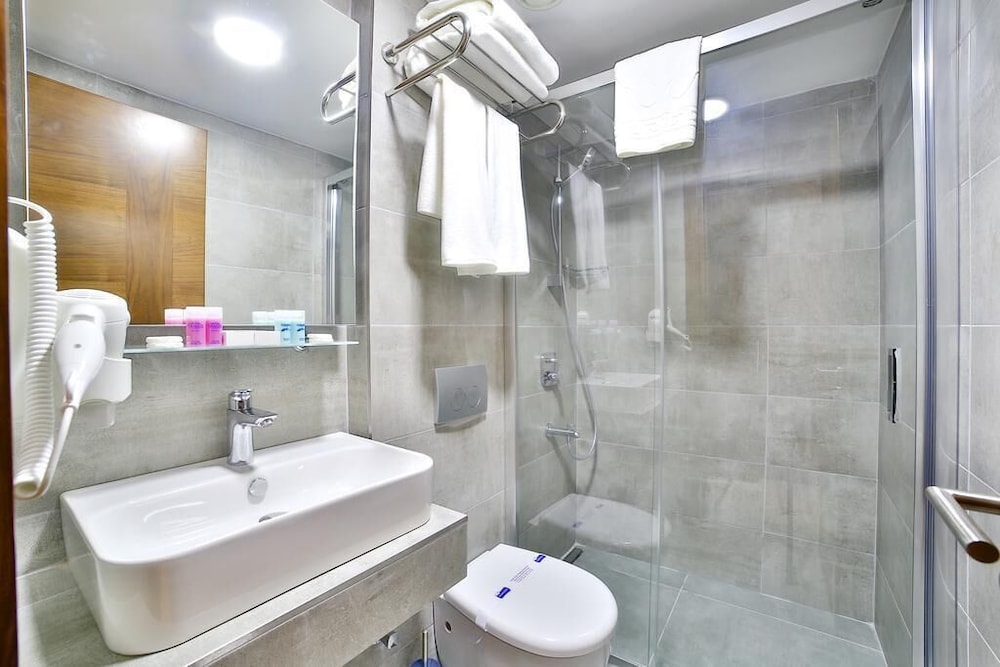 The Tango Hotel Taksim 39/40