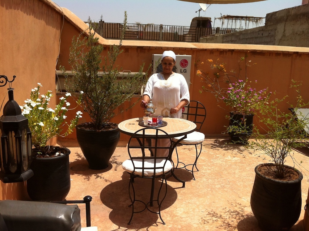 Dar Nabila 9/48