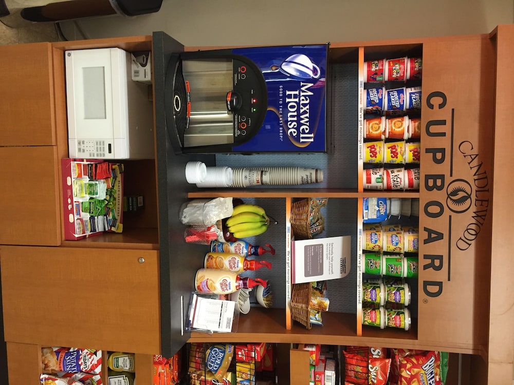 Candlewood Suites Harrisonburg 3/43