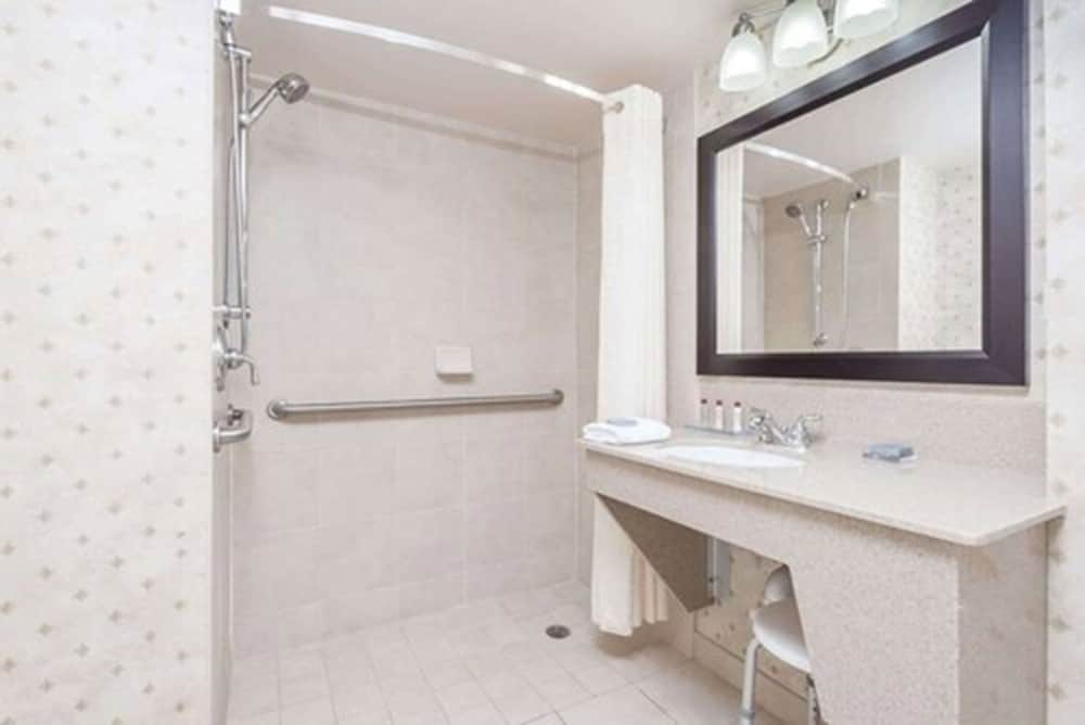 Home2 Suites by Hilton St. Charles St.Louis 38/38