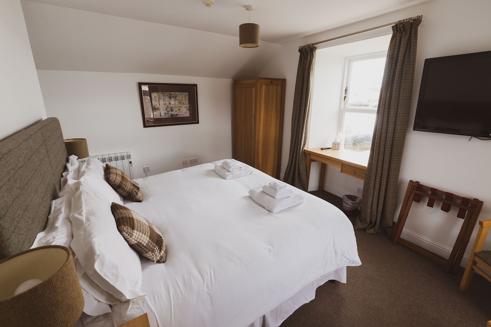 Scalloway Hotel 8/33