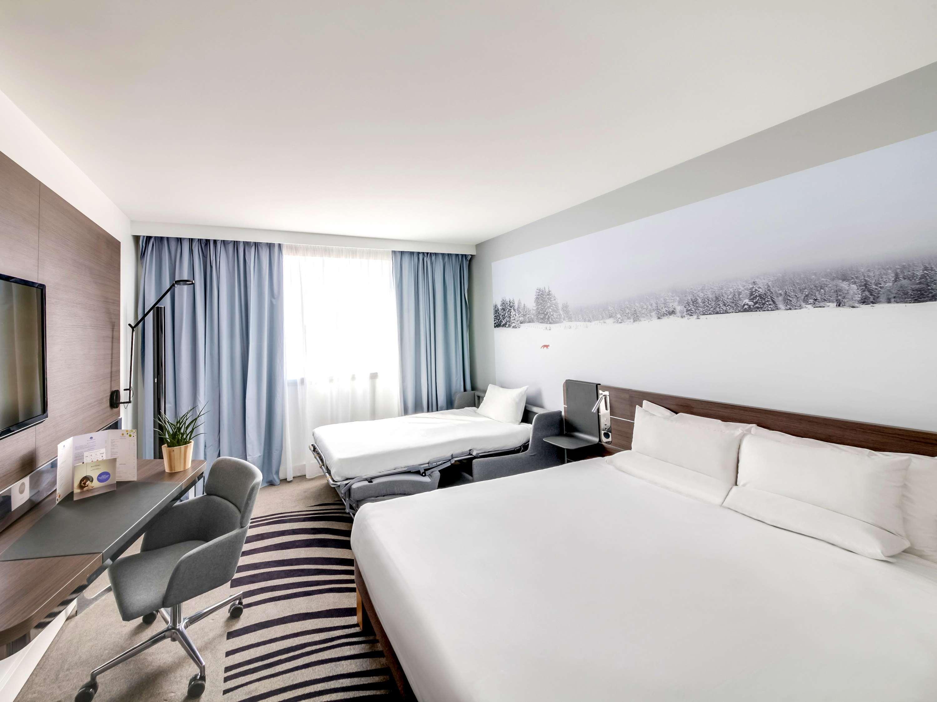 EXECUTIVE, FAMILY, DOUBLE BED, SOFA